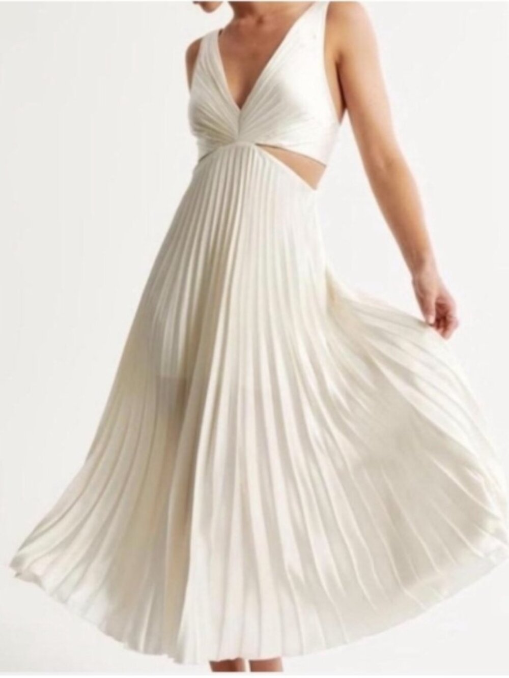 NWT Abercrombie Giselle Pleated Cutout Maxi Dress White M